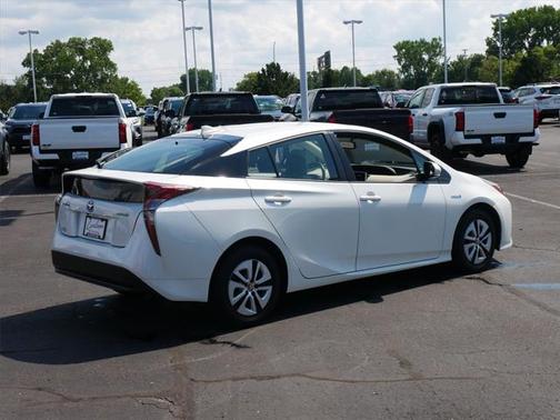 2016 Toyota Prius Four