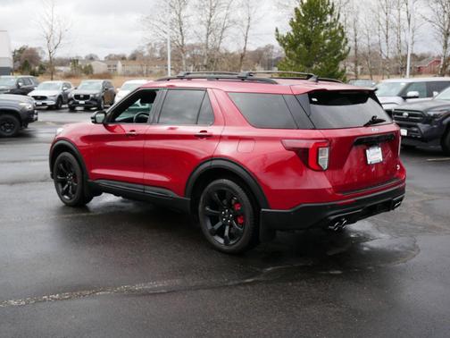 Rapid Red Metallic Tinted Clearcoat 2022 Ford Explorer ST