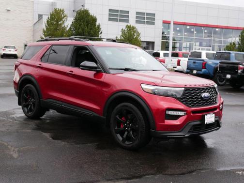 Rapid Red Metallic Tinted Clearcoat 2022 Ford Explorer ST