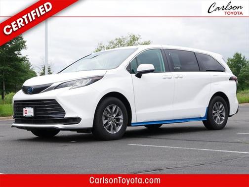 2021 Toyota Sienna LE