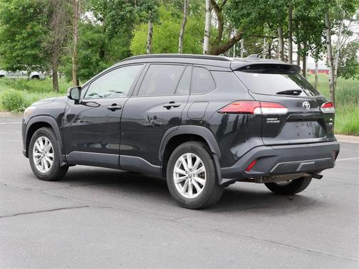 2022 Toyota Corolla Cross LE