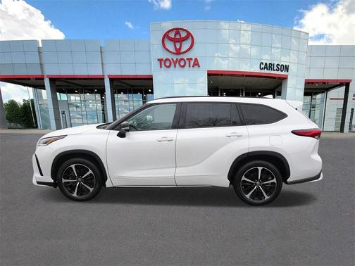 2022 Toyota Highlander XSE