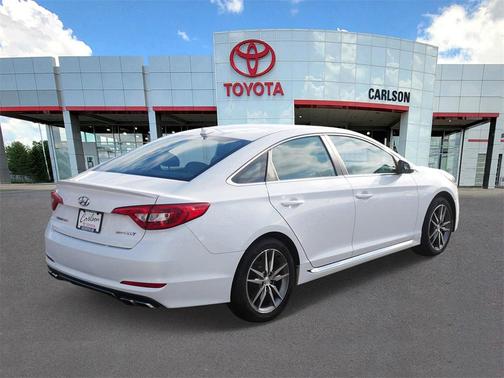 2017 Hyundai SONATA Sport 2.0T