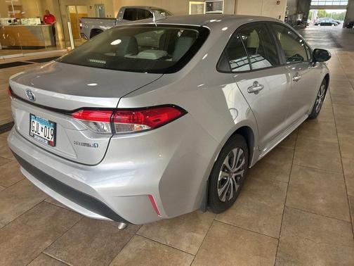 2021 Toyota Corolla Hybrid LE