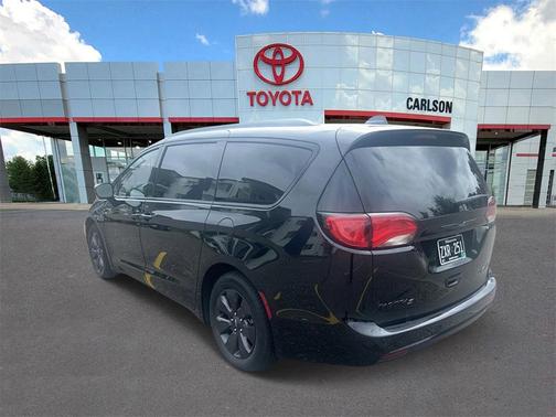 2020 Chrysler Pacifica Hybrid Limited