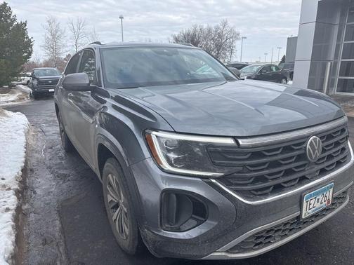2025 Volkswagen Atlas Cross Sport 2.0T SE