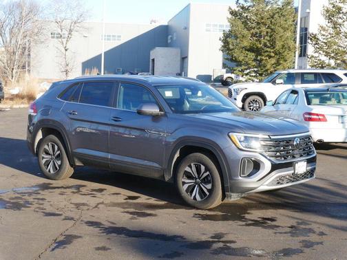 2025 Volkswagen Atlas Cross Sport 2.0T SE