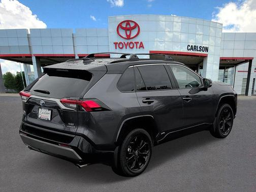 2024 Toyota RAV4 Hybrid SE