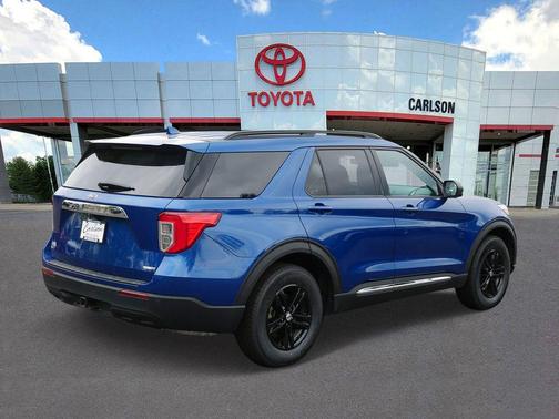 Atlas Blue Metallic 2020 Ford Explorer XLT