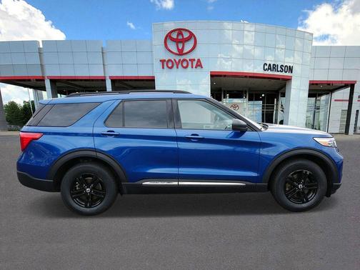 Atlas Blue Metallic 2020 Ford Explorer XLT