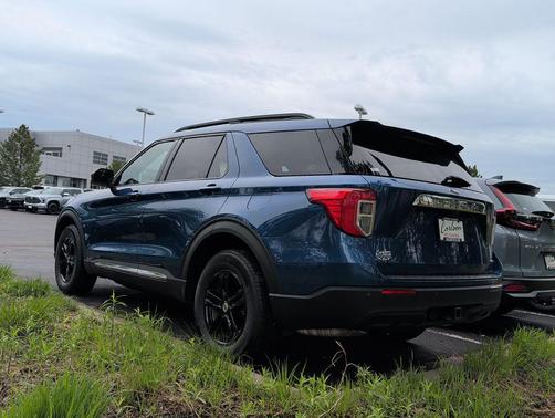 Atlas Blue Metallic 2020 Ford Explorer XLT