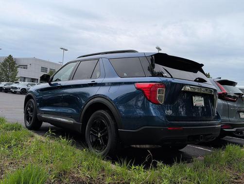 Atlas Blue Metallic 2020 Ford Explorer XLT