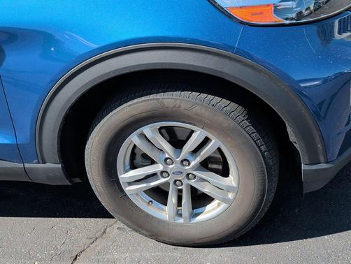 Atlas Blue Metallic 2020 Ford Explorer XLT