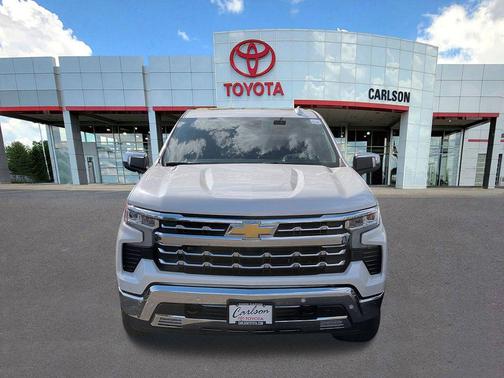 Crystal White Tricoat 2025 Chevrolet Silverado 1500 LTZ