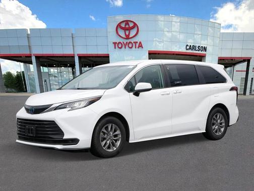 2021 Toyota Sienna LE