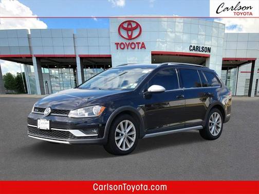 2017 Volkswagen Golf Alltrack TSI S
