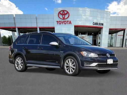 2017 Volkswagen Golf Alltrack TSI S
