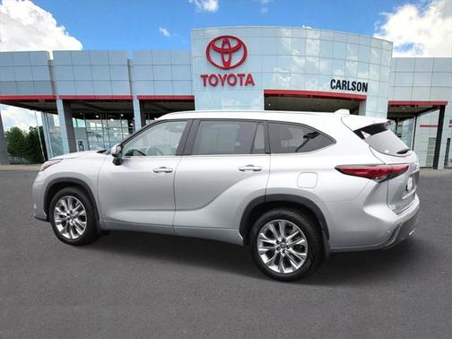 2022 Toyota Highlander Limited