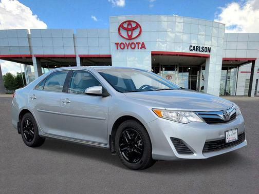 Classic Silver Metallic 2012 Toyota Camry LE