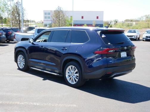 Blueprint 2025 Toyota Grand Highlander Platinum