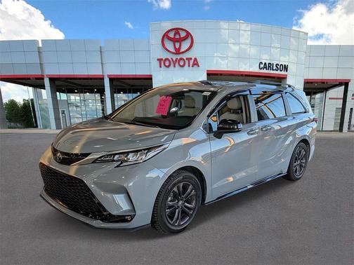 2024 Toyota Sienna XSE 7 Passenger