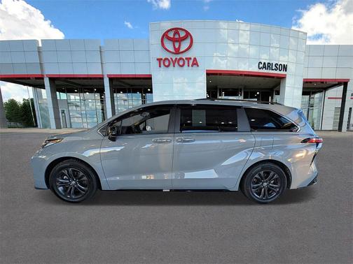 2024 Toyota Sienna XSE 7 Passenger
