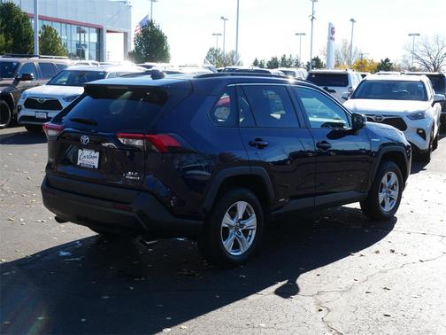2020 Toyota RAV4 Hybrid XLE