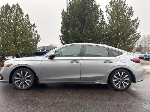 2022 Honda Civic EX-L