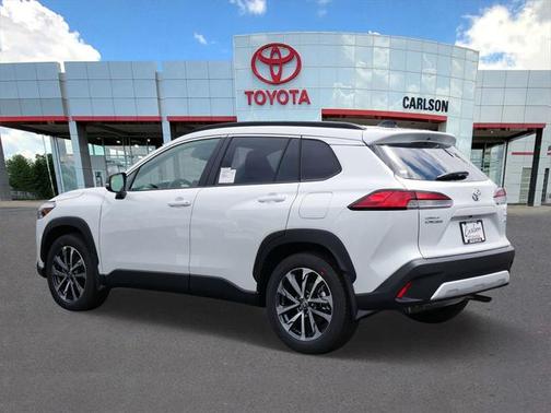 2025 Toyota Corolla Cross XLE