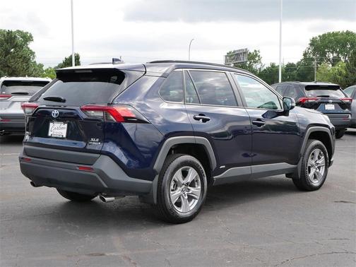 2024 Toyota RAV4 Hybrid XLE