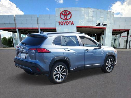 2025 Toyota Corolla Cross XLE