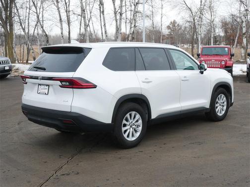 2025 Toyota Grand Highlander XLE