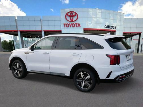 Glacial White Pearl 2022 Kia Sorento EX