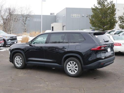 2025 Toyota Grand Highlander XLE