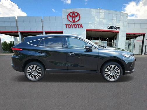2024 Toyota Venza XLE