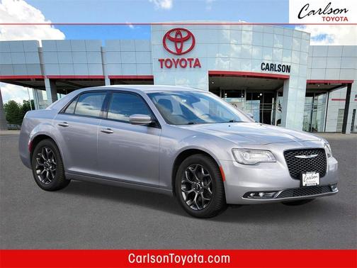 2017 Chrysler 300 S