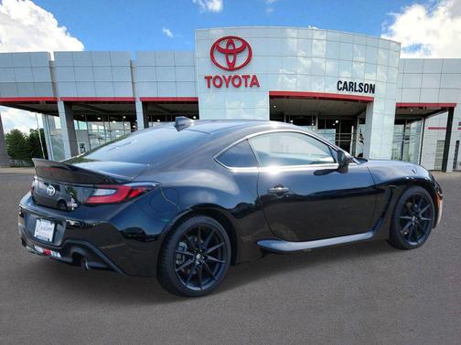 Raven 2024 Toyota GR86 Premium