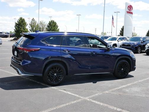 2024 Toyota Highlander XSE