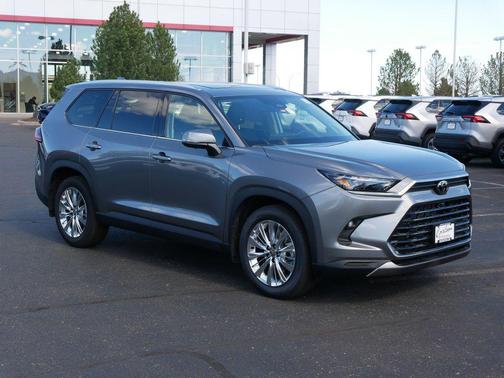 Heavy Metal 2026 Toyota Grand Highlander Platinum