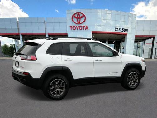 2022 Jeep Cherokee Trailhawk