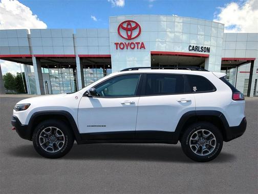 2022 Jeep Cherokee Trailhawk