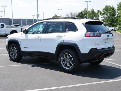 2022 Jeep Cherokee Trailhawk