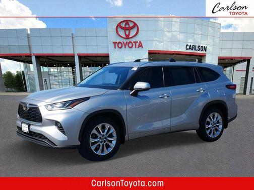Celestial Silver Metallic 2023 Toyota Highlander Limited
