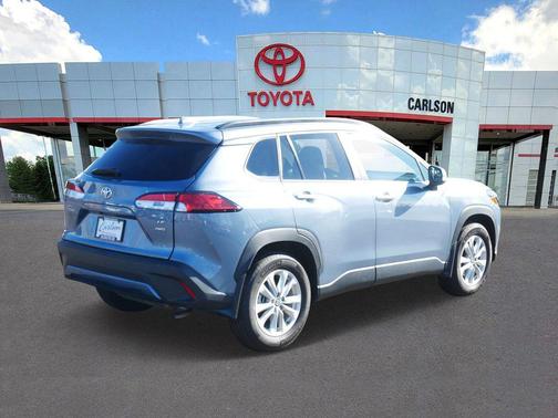 2024 Toyota Corolla Cross LE