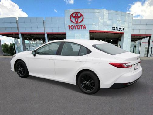 Ice Cap 2025 Toyota Camry LE