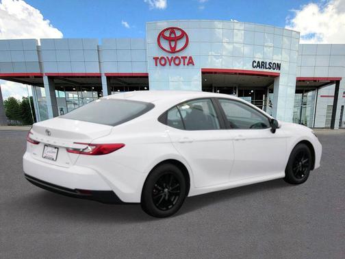 Ice Cap 2025 Toyota Camry LE