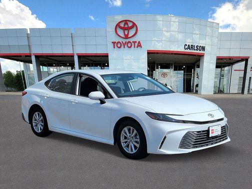 Ice Cap 2025 Toyota Camry LE