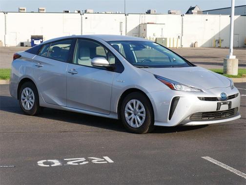 2020 Toyota Prius LE