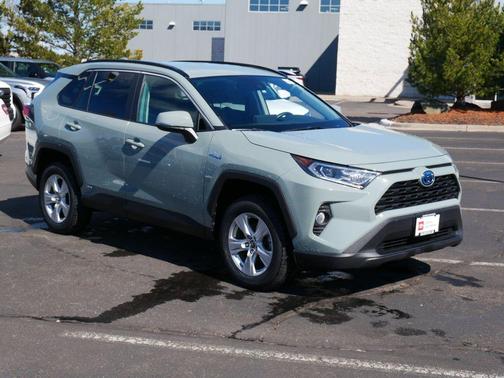 2021 Toyota RAV4 Hybrid XLE