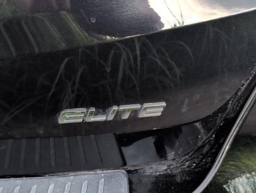 Crystal Black Pearl 2023 Honda Odyssey Elite